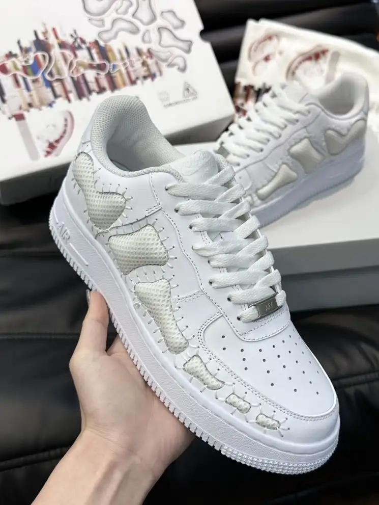 hype Louis Vuitton Sneakers