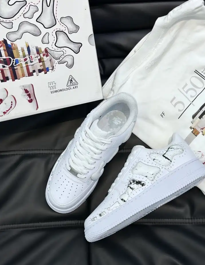 hype Louis Vuitton Sneakers