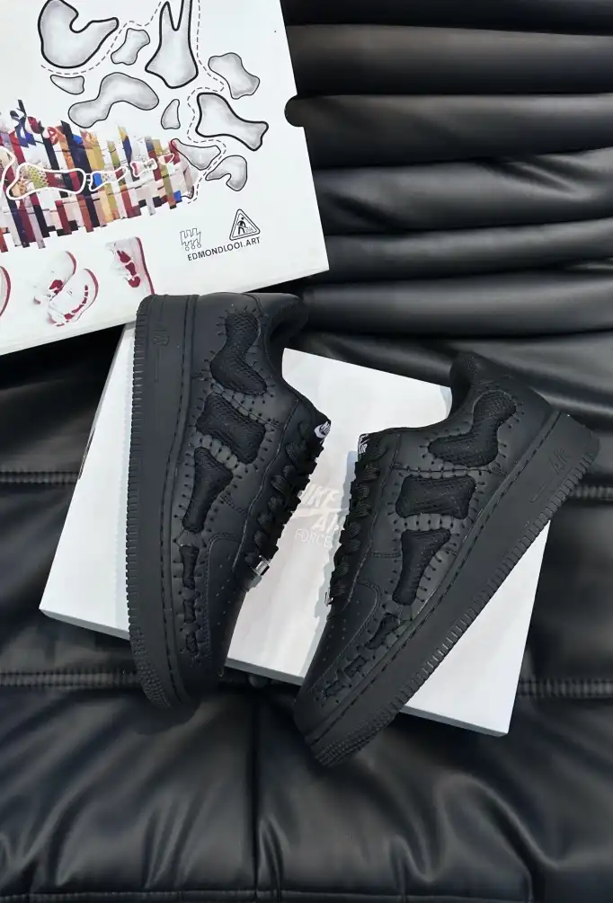 hype Louis Vuitton Sneakers