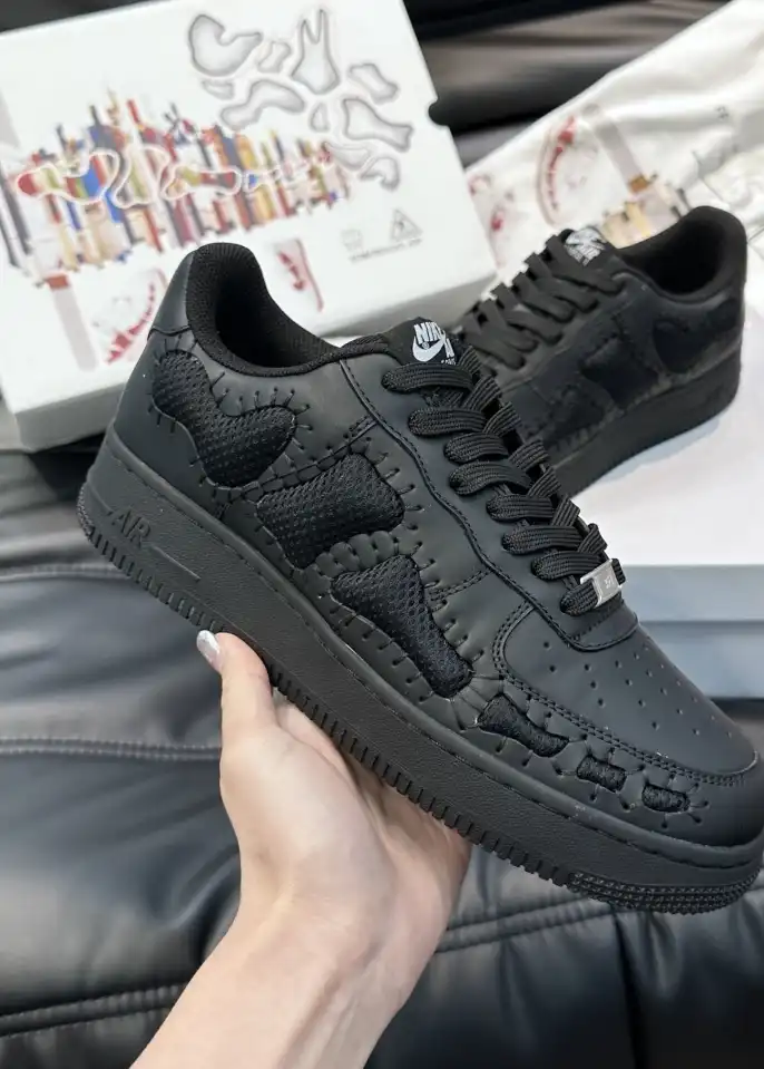 hype Louis Vuitton Sneakers