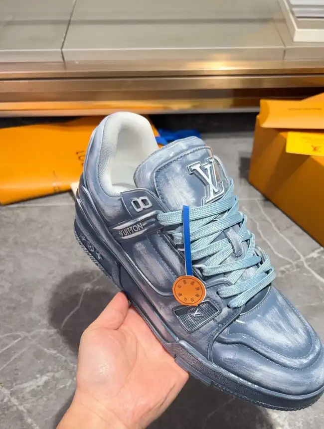 hype Louis Vuitton Sneakers