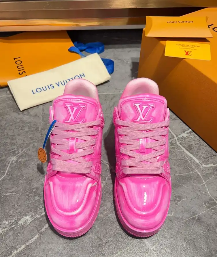 hype Louis Vuitton Sneakers