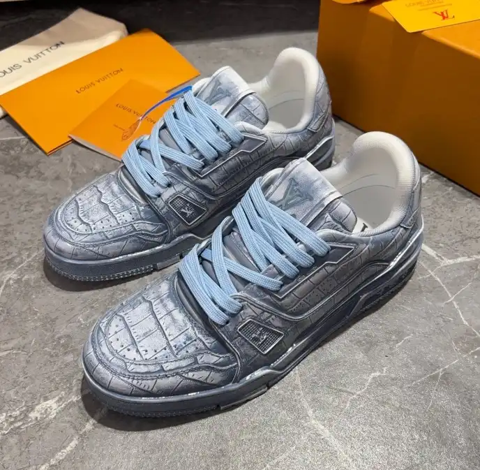 hype Louis Vuitton Sneakers