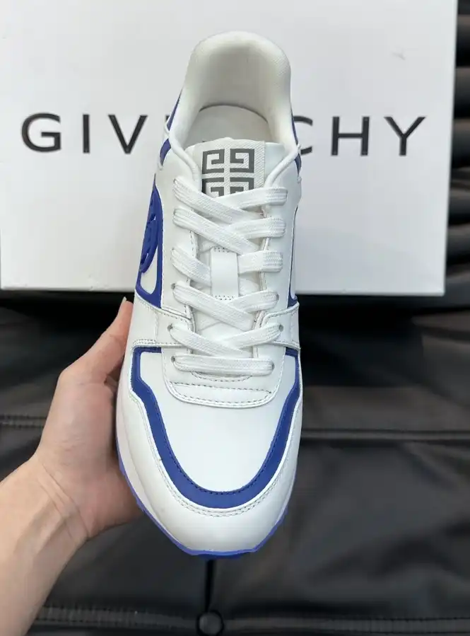 hype Givenchy Sneakers