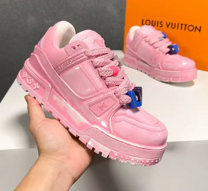 hype Louis Vuitton Sneakers