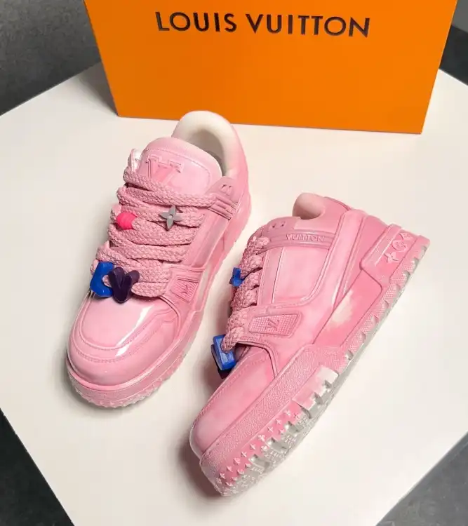 hype Louis Vuitton Sneakers