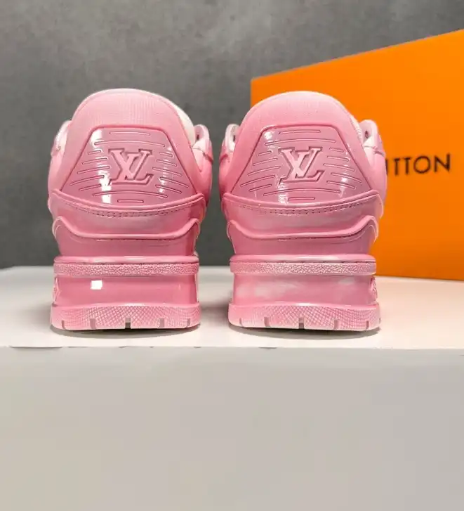 hype Louis Vuitton Sneakers