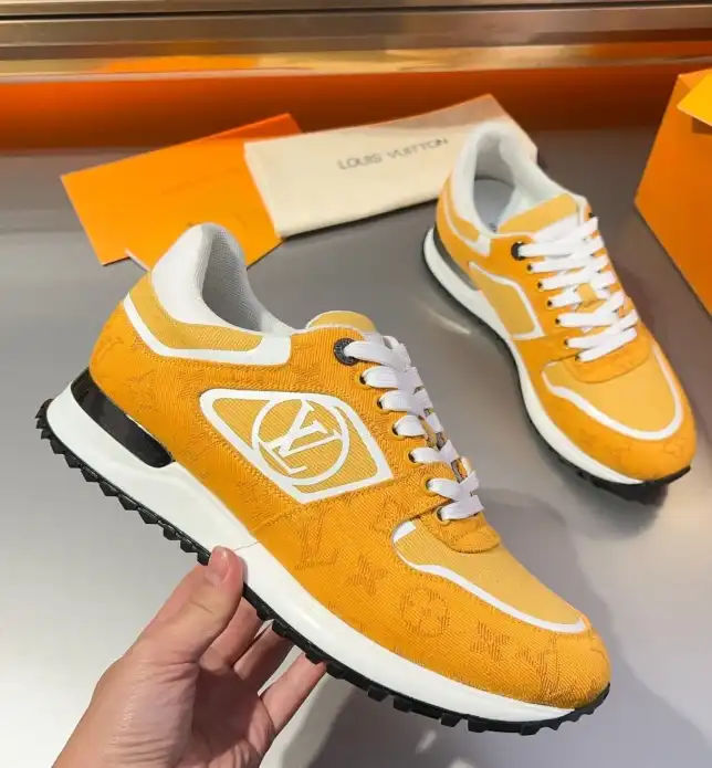 hype Louis Vuitton Sneakers