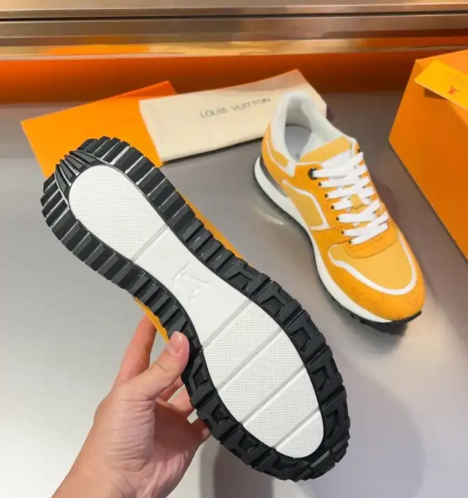 hype Louis Vuitton Sneakers