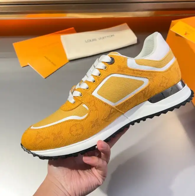 hype Louis Vuitton Sneakers