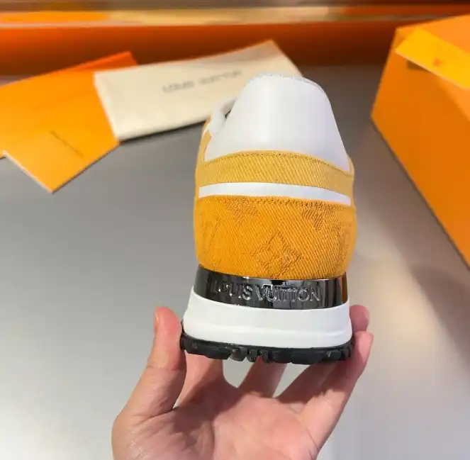 hype Louis Vuitton Sneakers