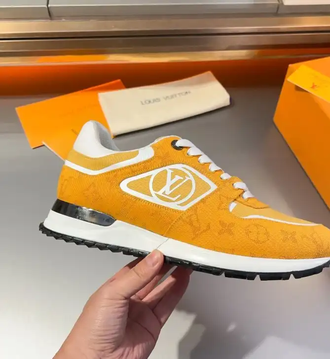 hype Louis Vuitton Sneakers