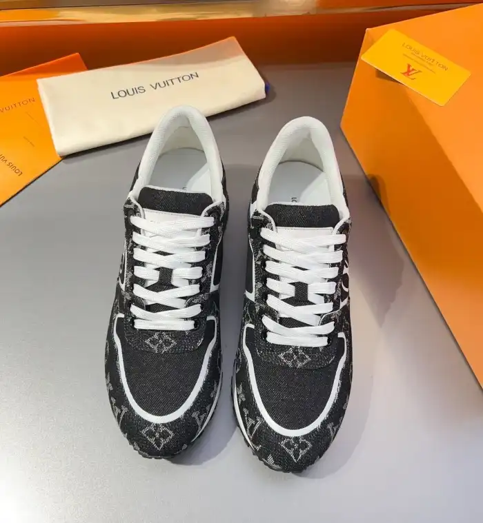 hype Louis Vuitton Sneakers