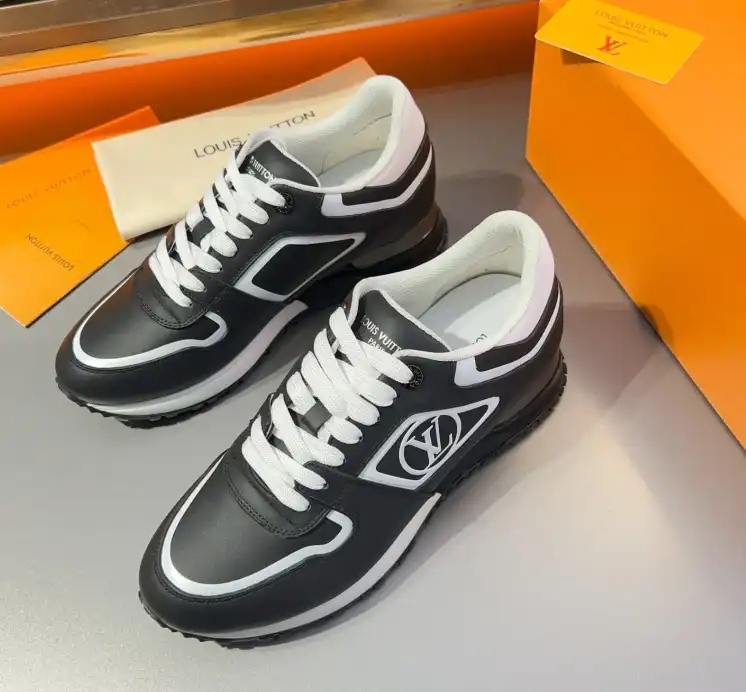 hype Louis Vuitton Sneakers