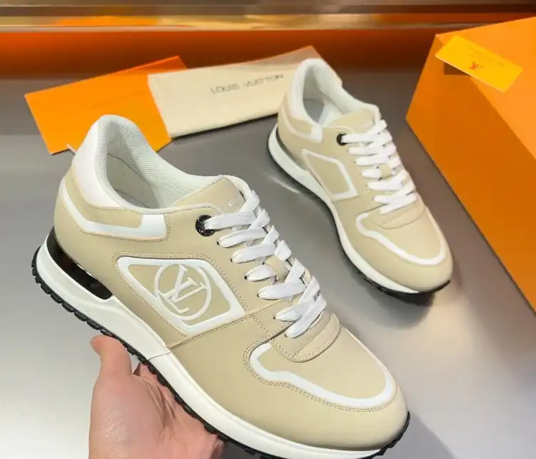 hype Louis Vuitton Sneakers