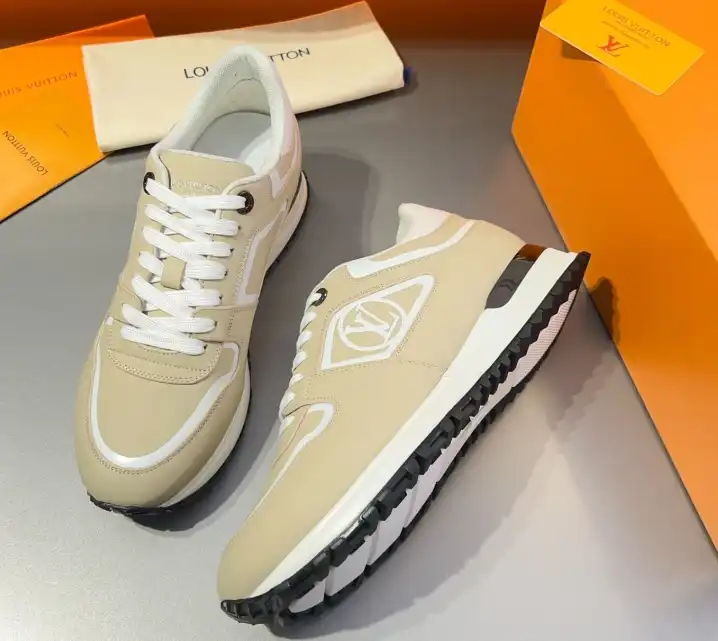 hype Louis Vuitton Sneakers