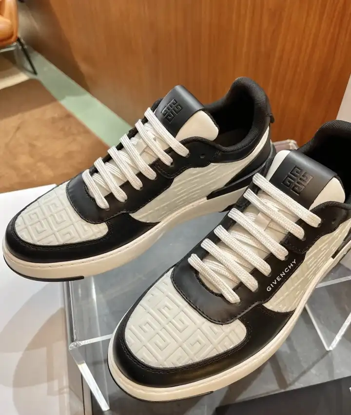 hype Gucci Sneakers