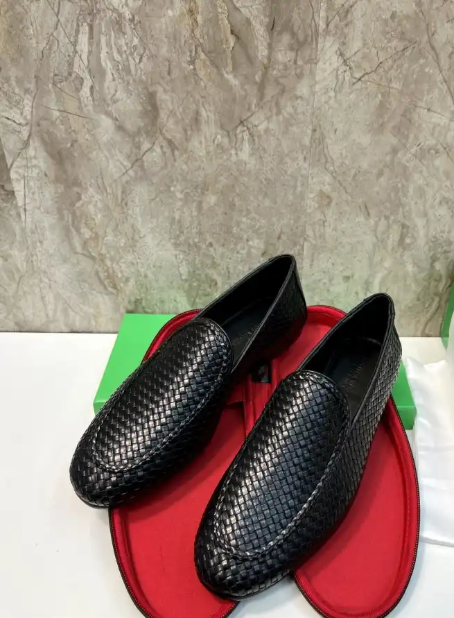 hype Bottega Veneta Leather Shoes