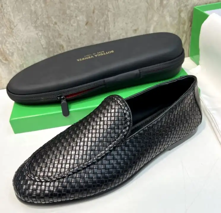 hype Bottega Veneta Leather Shoes