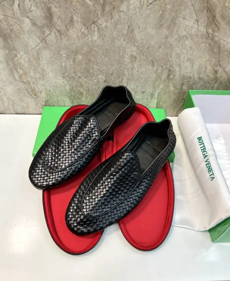 hype Bottega Veneta Leather Shoes