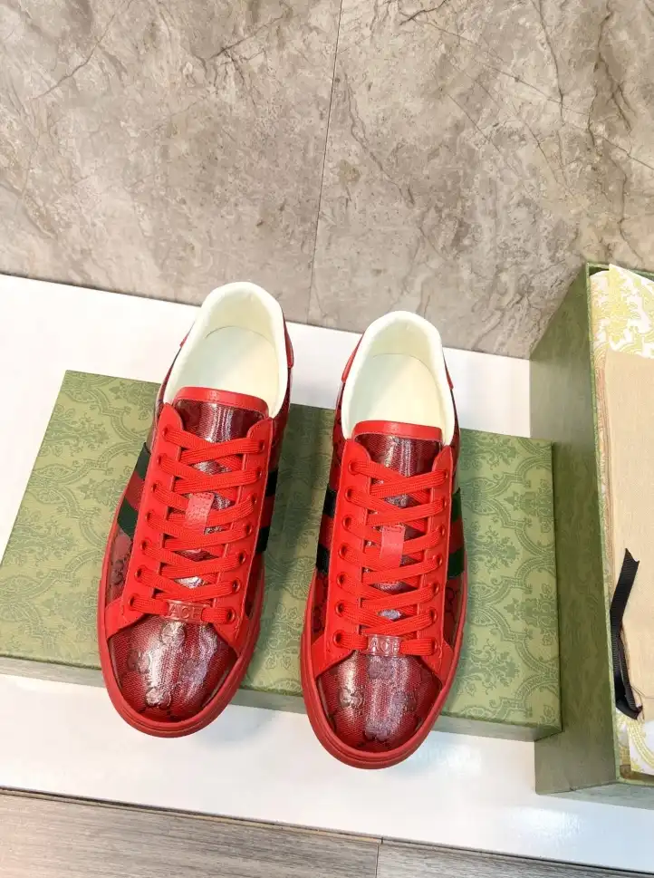 hype Gucci Sneakers