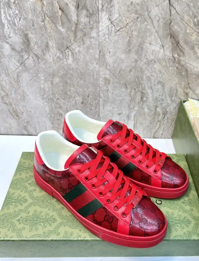 hype Gucci Sneakers