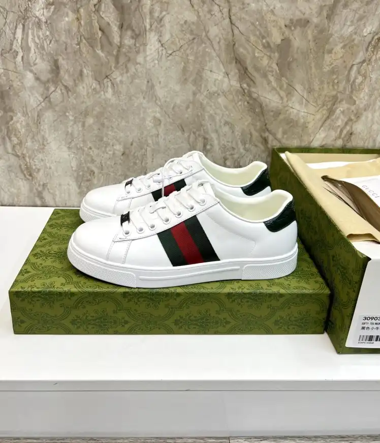 hype Gucci Sneakers