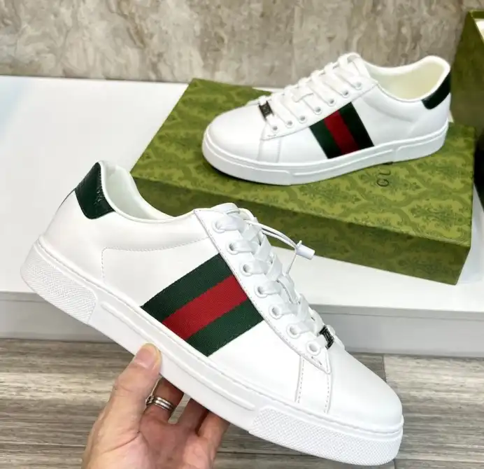 hype Gucci Sneakers