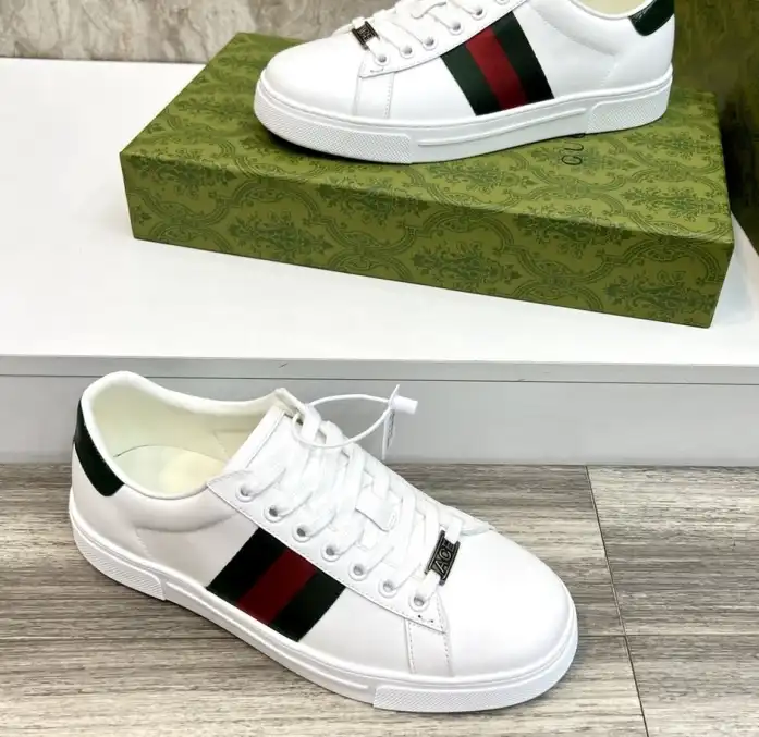 hype Gucci Sneakers