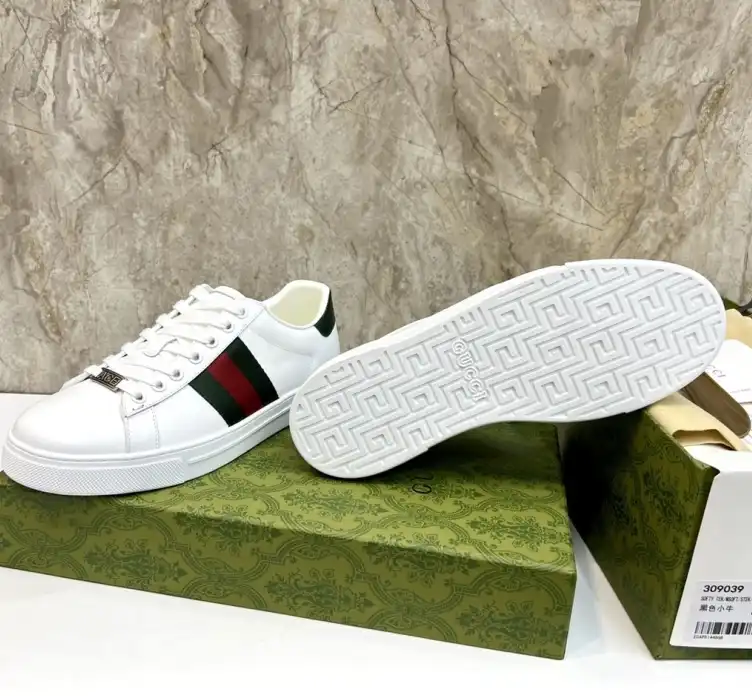 hype Gucci Sneakers