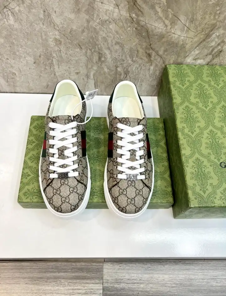 hype Gucci Sneakers