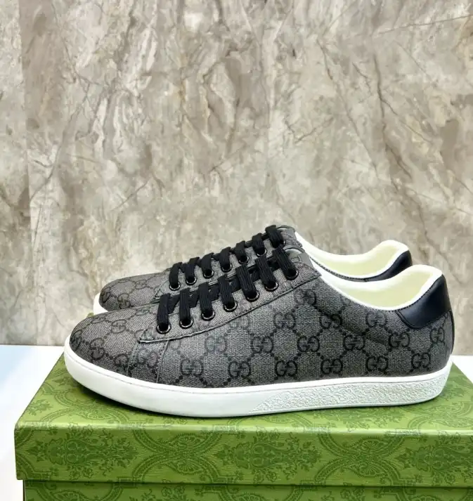 hype Gucci Sneakers