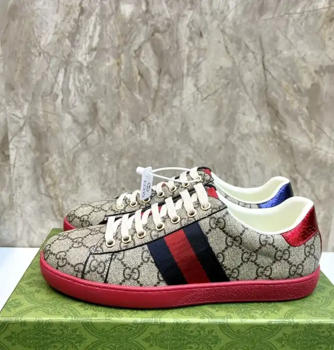 hype Gucci Sneakers