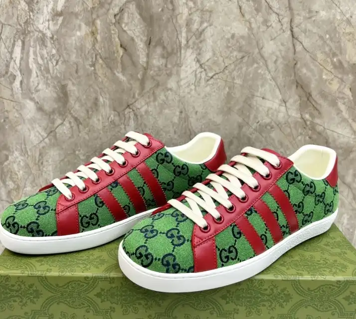 hype Gucci Sneakers