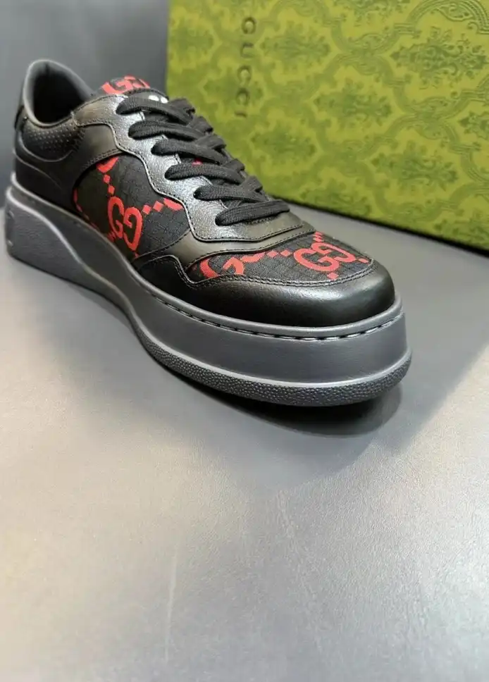 hype Gucci Sneakers