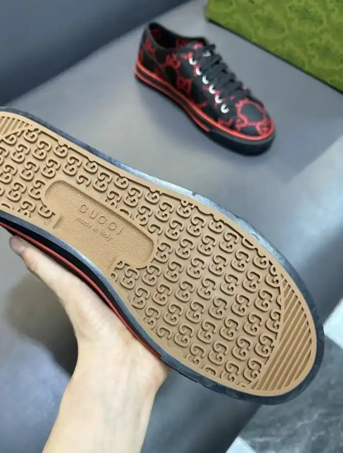 hype Gucci Sneakers