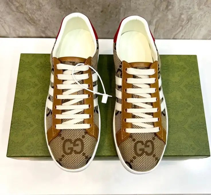 hype Gucci Sneakers