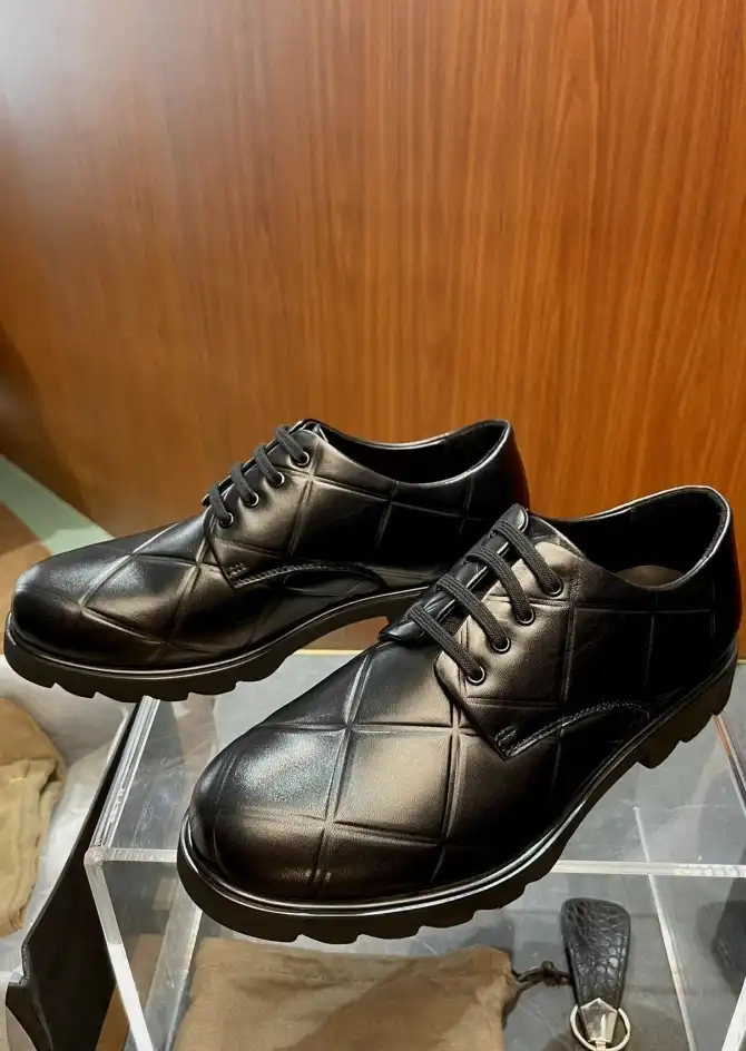 hype Bottega Veneta Leather Shoes