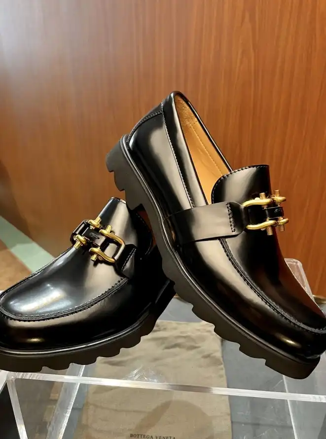 hype Bottega Veneta Leather Shoes