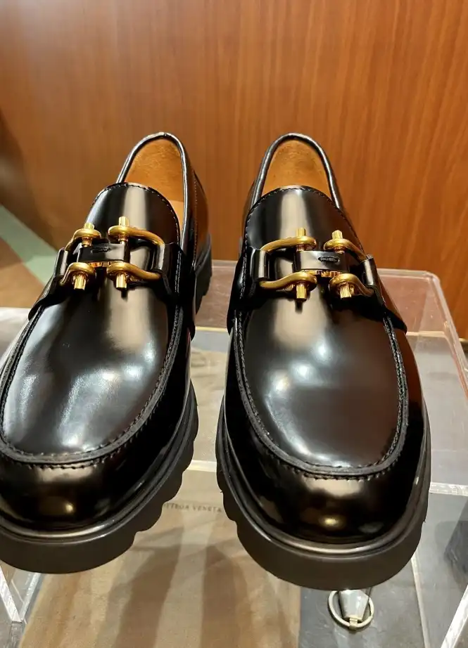 hype Bottega Veneta Leather Shoes