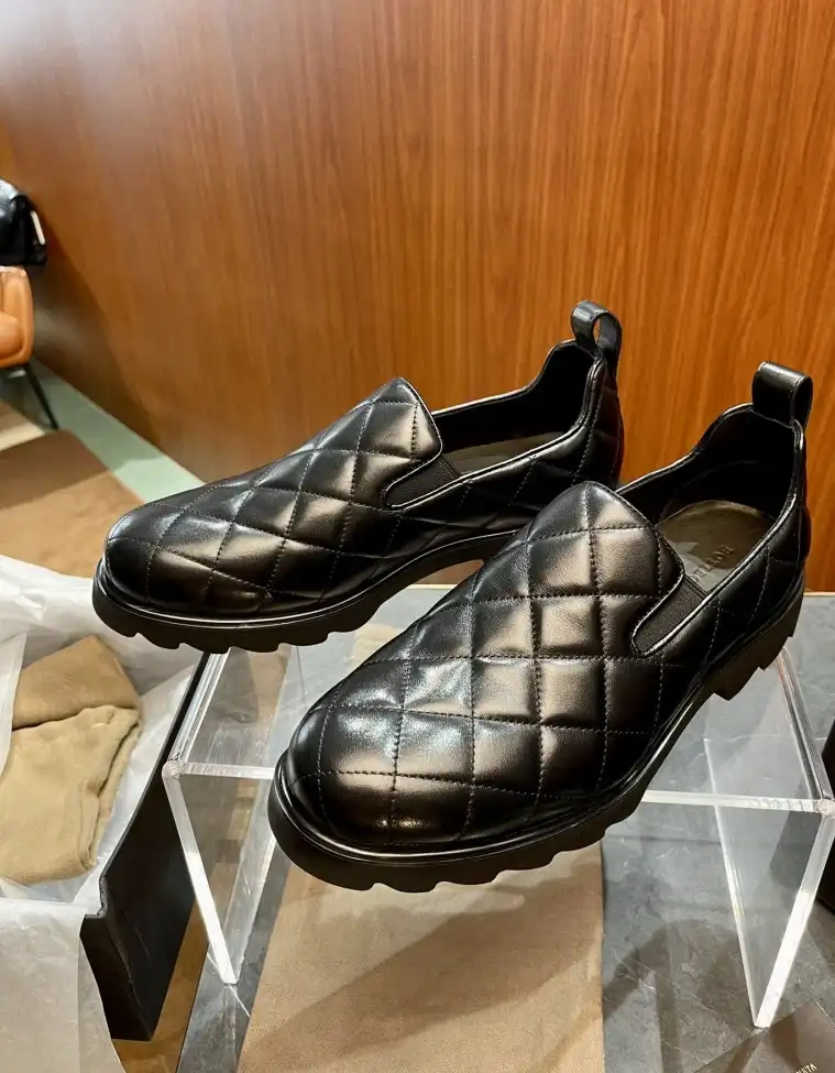 hype Bottega Veneta Leather Shoes