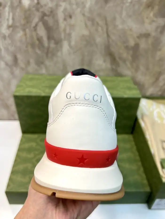 hype Gucci Sneakers