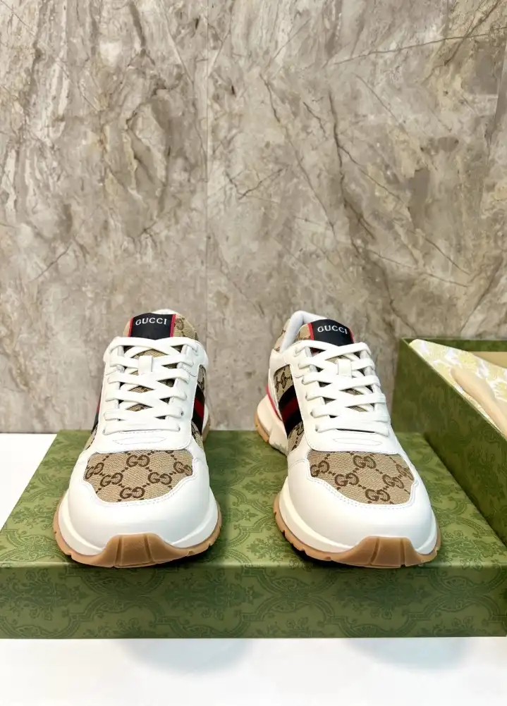 hype Gucci Sneakers