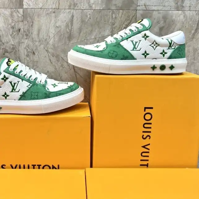 hype Louis Vuitton Sneakers