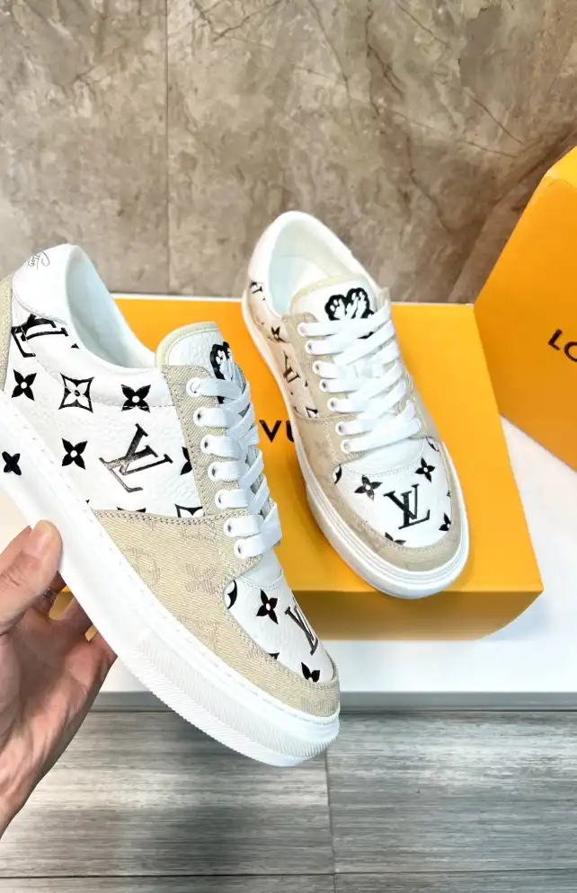 hype Louis Vuitton Sneakers