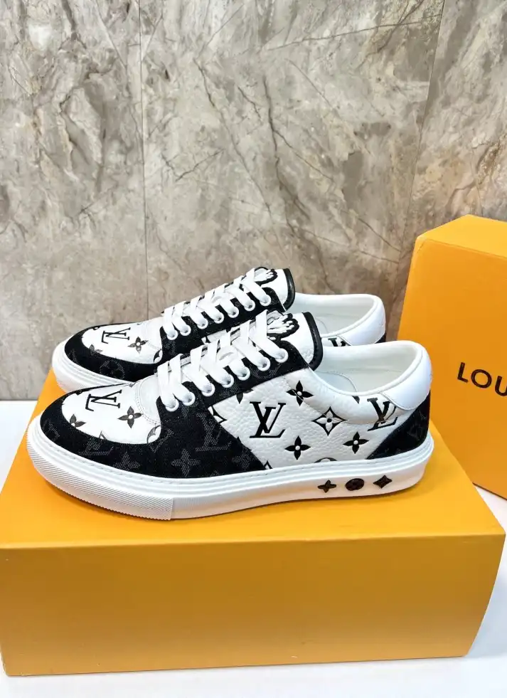 hype Louis Vuitton Sneakers