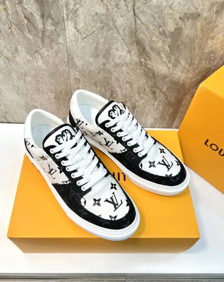 hype Louis Vuitton Sneakers