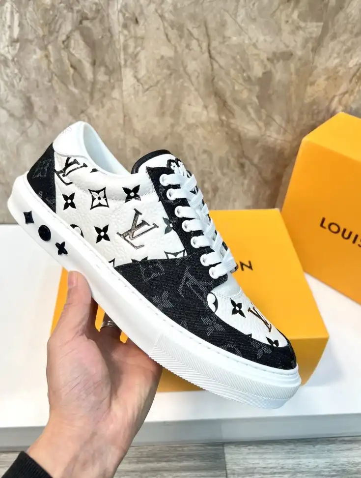 hype Louis Vuitton Sneakers