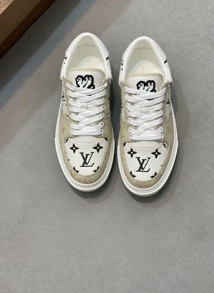 hype Louis Vuitton Sneakers