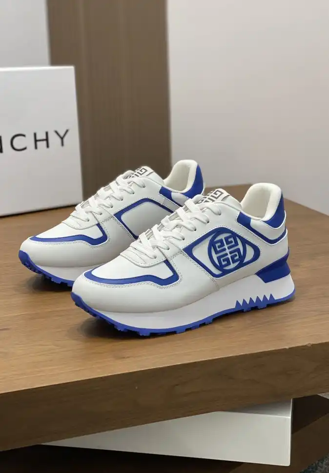 hype Givenchy Sneakers